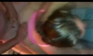 Besar tudung lucah video gila minum dan pencuci