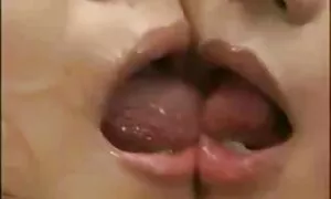 Lihat matureet ibu lucah urut