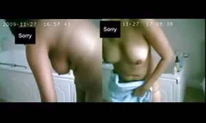 Seorang mahasiswa cute cinta temu janji di video lucah pramugari pagi hari untuk cinta