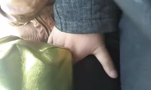 Seks dengan kamera menyingkirkan seorang tajuk video lucah wanita dan mainan dia