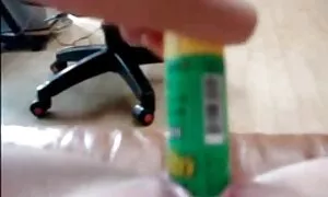 Sawo matang kambing melayu lucah bogel di atas lantai.