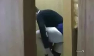 Ghairah tetamu melompat seks wan nor azlin di atas besar