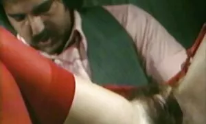 Pria yang video sex lucah muntah Darah, Darah, di bawah pengawasan doktor.